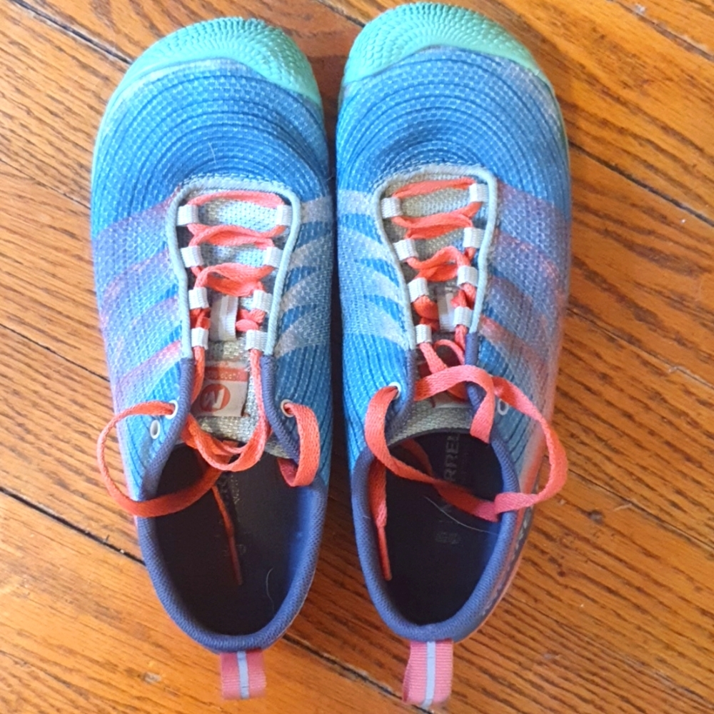 MERRELL 6.5 BAREFOOT SHOES